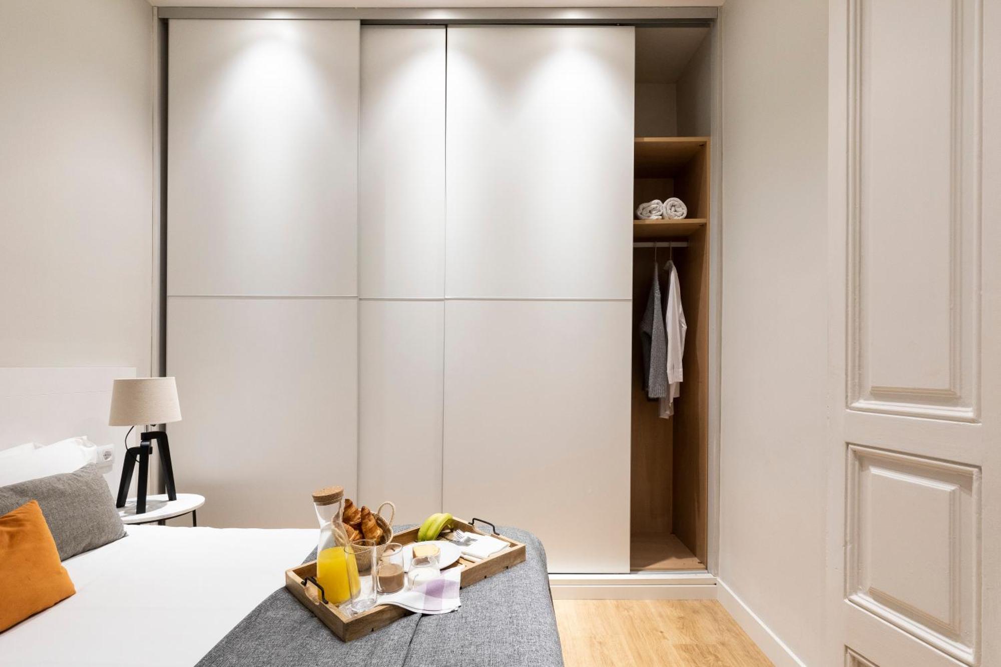 Aspasios Urquinaona Apartamento