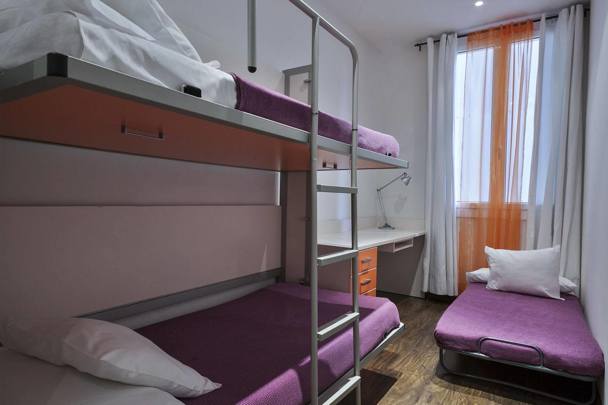 Aspasios Urquinaona Apartamento